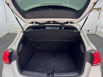 Mercedes-Benz A Class 2.0 A200d Exclusive Edition 8G-DCT Euro 6 (s/s) 5dr