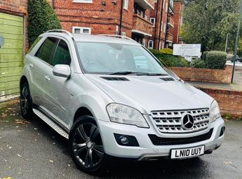 Mercedes M Class 3.0 ML350 CDI V6 BlueEfficiency Sport Tiptronic 4WD Euro 4 5dr