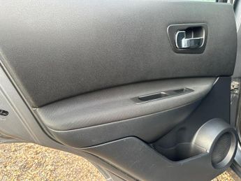 Nissan Qashqai 1.6 n-tec+ CVT 2WD Euro 5 5dr