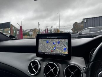 Mercedes-Benz GLA 2.0 GLA250 AMG Line 7G-DCT 4MATIC Euro 6 (s/s) 5dr