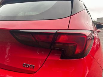 Vauxhall Astra 1.6 CDTi BlueInjection Elite Nav Auto Euro 6 5dr