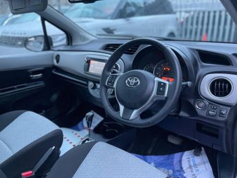Toyota Yaris 1.33 Dual VVT-i T Spirit Multidrive S Euro 5 5dr