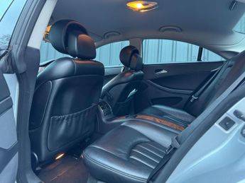 Mercedes-Benz CLS 3.0 CLS320 CDI Coupe 7G-Tronic 4dr