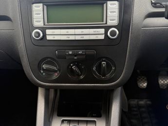 Volkswagen Golf 1.6 FSI S 5dr