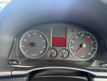 Volkswagen Golf 1.6 FSI S 5dr