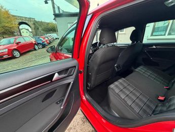 Volkswagen Golf 2.0 TDI BlueMotion Tech GTD DSG Euro 6 (s/s) 5dr