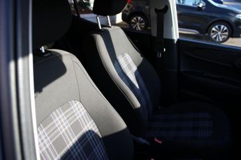 Hyundai i10 1.2 Premium Auto Euro 6 (s/s) 5dr