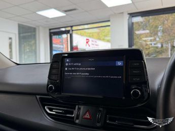 Hyundai i30 1.0 T-GDi MHEV SE Connect DCT Euro 6 (s/s) 5dr