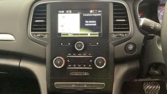 Renault Megane 1.3 TCe Iconic Sport Tourer EDC Euro 6 (s/s) 5dr