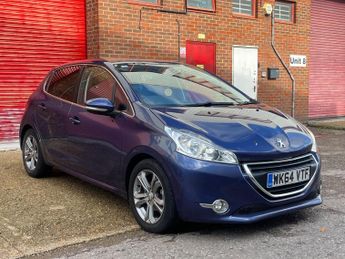 Peugeot 208 1.2 VTi PureTech Allure Euro 5 5dr