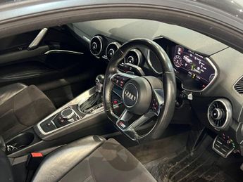Audi TT 2.0 TFSI S line S Tronic quattro Euro 6 (s/s) 3dr