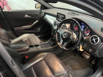 Mercedes-Benz GLA 2.1 GLA220 CDI AMG Line 7G-DCT 4MATIC Euro 6 (s/s) 5dr