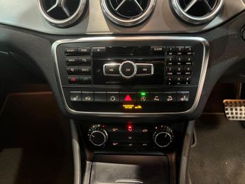 Mercedes-Benz GLA 2.1 GLA220 CDI AMG Line 7G-DCT 4MATIC Euro 6 (s/s) 5dr