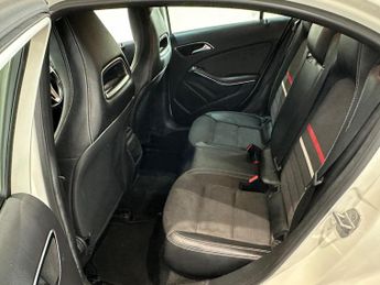 Mercedes-Benz A Class 1.5 A180 CDI SE 7G-DCT Euro 5 (s/s) 5dr