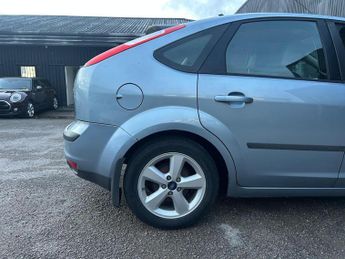 Ford Focus 1.6 Zetec Climate 5dr