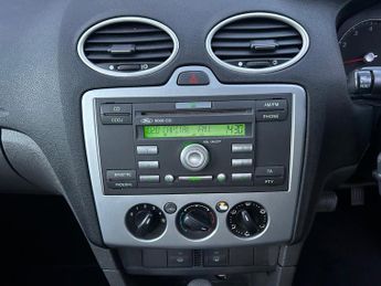 Ford Focus 1.6 Zetec Climate 5dr
