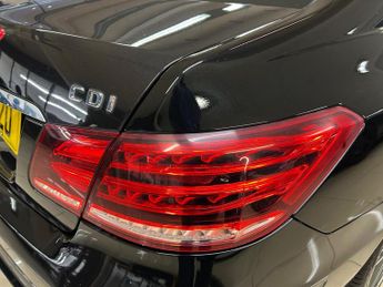 Mercedes-Benz E Class 2.1 E220 CDI AMG Sport G-Tronic+ Euro 5 (s/s) 2dr