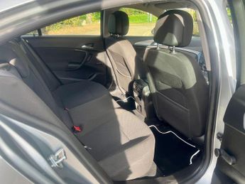 Vauxhall Insignia 2.0 CDTi ecoFLEX Design Euro 5 (s/s) 5dr