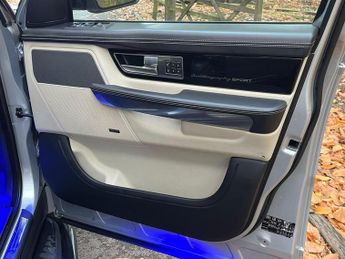 Land Rover Range Rover Sport 3.0 TD V6 Autobiography Sport CommandShift 4WD Euro 5 5dr