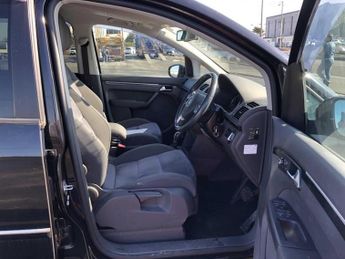 Volkswagen Touran 1.4TSI SE TOURAN AUTO