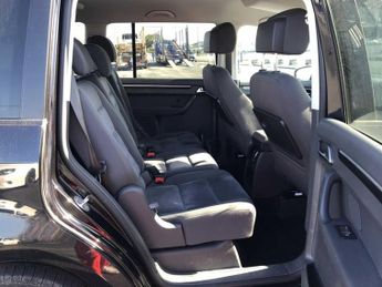 Volkswagen Touran 1.4TSI SE TOURAN AUTO