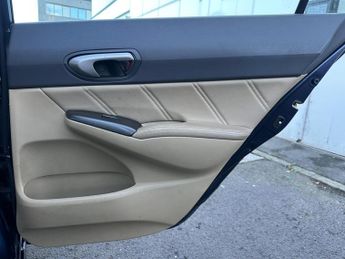 Honda Civic 1.3 IMA ES 4dr