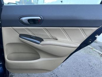 Honda Civic 1.3 IMA ES 4dr