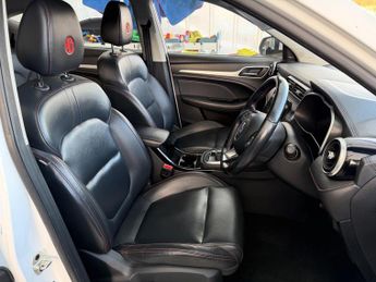 MG MG ZS 1.0 T-GDI Exclusive Auto Euro 6 5dr