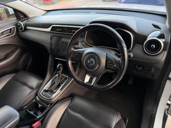 MG MG ZS 1.0 T-GDI Exclusive Auto Euro 6 5dr