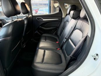 MG MG ZS 1.0 T-GDI Exclusive Auto Euro 6 5dr