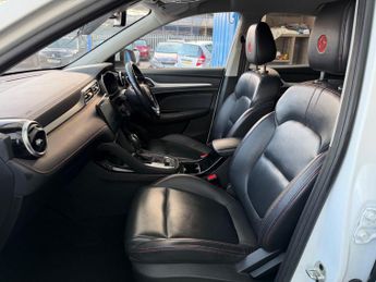 MG MG ZS 1.0 T-GDI Exclusive Auto Euro 6 5dr