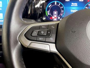 Volkswagen Golf 1.4 TSI 13kWh Style DSG Euro 6 (s/s) 5dr