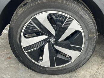 MG MG ZS 51.1kWh Trophy Connect Auto 5dr