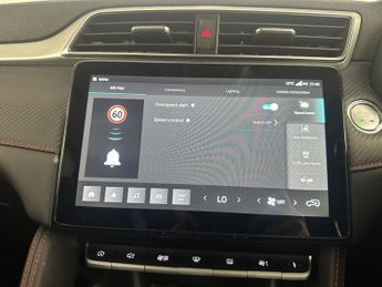 MG MG ZS 51.1kWh Trophy Connect Auto 5dr