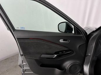 Nissan Juke 1.0 DIG-T Tekna+ Euro 6 (s/s) 5dr