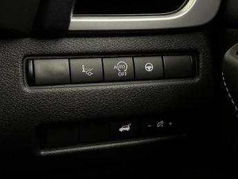 Nissan Qashqai 1.3 DIG-T MHEV Tekna XTRON Euro 6 (s/s) 5dr