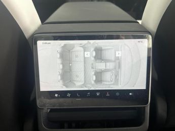 Tesla Model 3 Auto RWD 4dr