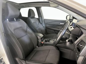 Nissan Qashqai 1.3 DIG-T MHEV N-Connecta Euro 6 (s/s) 5dr