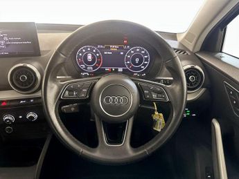 Audi Q2 1.5 TFSI CoD 35 Sport Euro 6 (s/s) 5dr