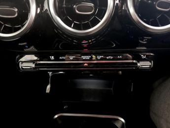 Mercedes-Benz A Class 1.3 A180 SE Euro 6 (s/s) 5dr