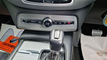 Volvo XC90 2.0 D5 PowerPulse R-Design Pro Auto 4WD Euro 6 (s/s) 5dr