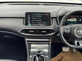 MG MG HS 1.5 T-GDI 16.6kWh Exclusive Auto Euro 6 (s/s) 5dr