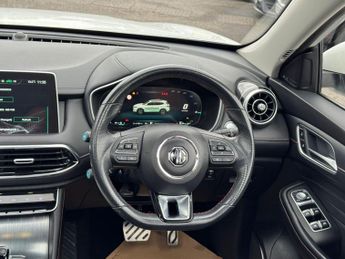 MG MG HS 1.5 T-GDI 16.6kWh Exclusive Auto Euro 6 (s/s) 5dr