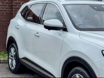 MG MG HS 1.5 T-GDI 16.6kWh Exclusive Auto Euro 6 (s/s) 5dr