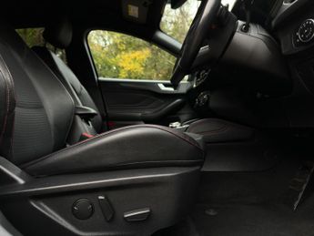 Ford Focus 1.5 EcoBlue ST-Line X Auto Euro 6 (s/s) 5dr