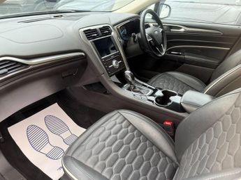 Ford Mondeo 2.0 TiVCT Vignale CVT 6Spd Euro 6 (s/s) 5dr