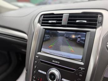 Ford Mondeo 2.0 TiVCT Vignale CVT 6Spd Euro 6 (s/s) 5dr