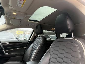 Ford Mondeo 2.0 TiVCT Vignale CVT 6Spd Euro 6 (s/s) 5dr