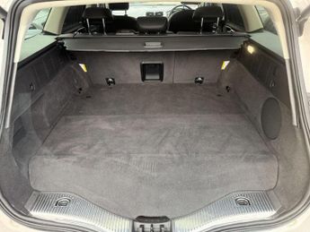 Ford Mondeo 2.0 TiVCT Vignale CVT 6Spd Euro 6 (s/s) 5dr