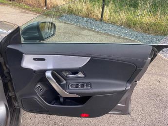 Mercedes-Benz CLA 1.3 CLA200 AMG Line Coupe 7G-DCT Euro 6 (s/s) 4dr